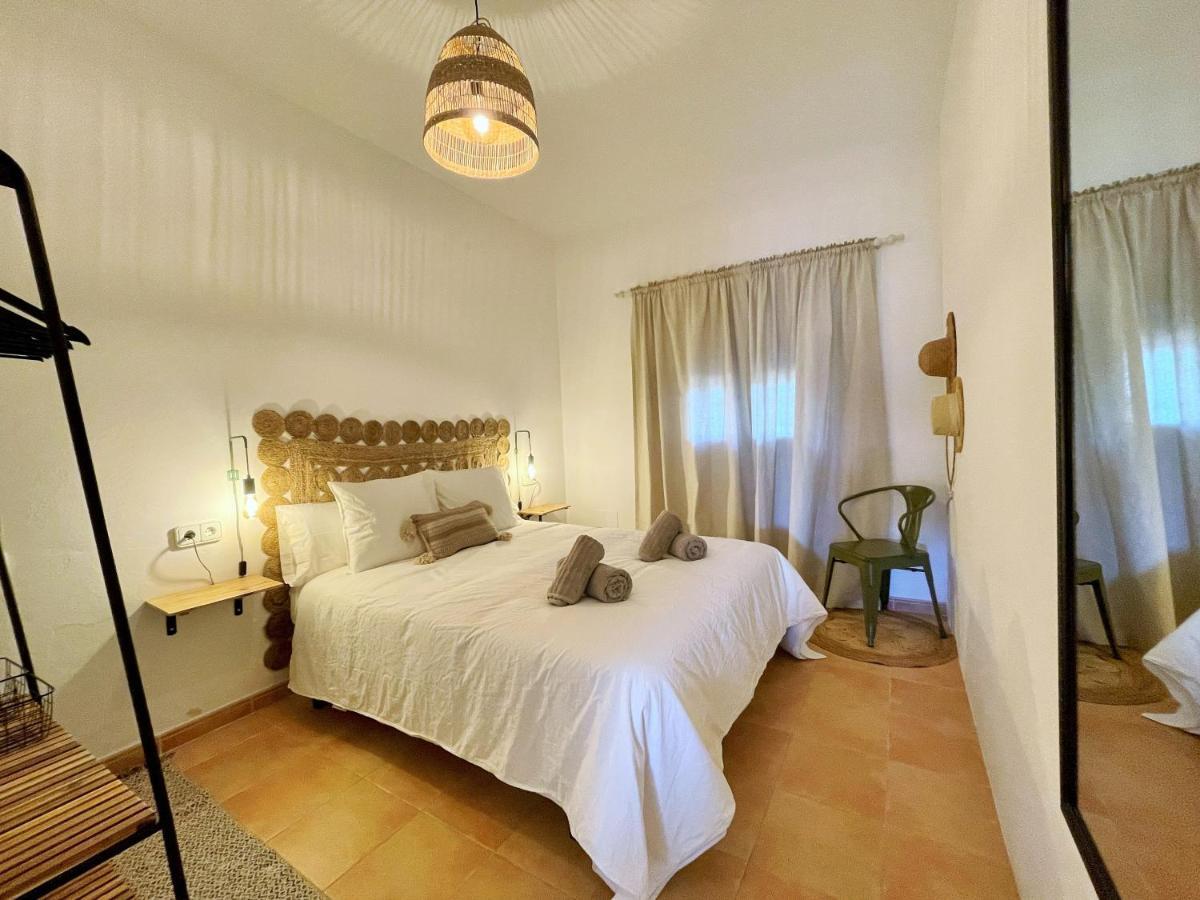 Apartamentos Carabela Playa Migjorn Luaran gambar